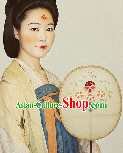 China Tang Dynasty Wedding Silk Fan Handmade Palace Fan Traditional Court Hanfu Fan China Tang Dynasty Wedding Silk Fan Handmade Palace Fan Traditional Court Hanfu Fan