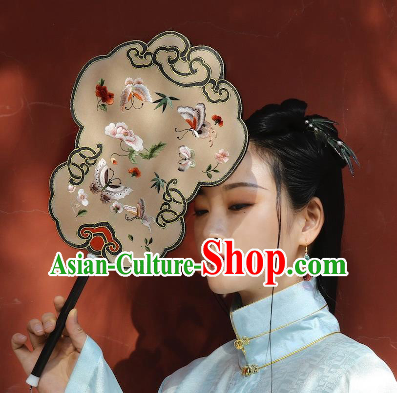 China Traditional Wedding Silk Fan Handmade Embroidered Butterfly Fan Ancient Court Hanfu Palace Fan China Traditional Wedding Silk Fan Handmade Embroidered Butterfly Fan Ancient Court Hanfu Palace Fan