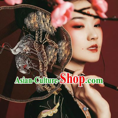 China Ancient Princess Palace Fan Handmade Painting Pine Crane Black Silk Fan Traditional Wedding Hanfu Fans
