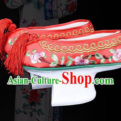 Chinese Beijing Opera Hua Tan Embroidered Shoes Qing Dynasty Princess Embroidery Shoes Traditional Opera Red Satin Shoes