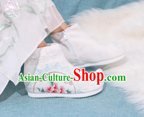 China Embroidered Short Boots National Cloth Shoes Traditional Hanfu Boots China Embroidered Short Boots National Cloth Shoes Traditional Hanfu Boots