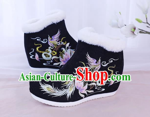 China National Winter Shoes Traditional New Year Shoes Embroidered Black Boots China National Winter Shoes Traditional New Year Shoes Embroidered Black Boots