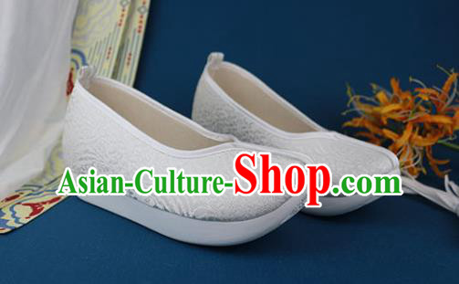 China Ancient Princess Shoes Traditional Ming Dynasty White Brocade Shoes China Ancient Princess Shoes Traditional Ming Dynasty White Brocade Shoes