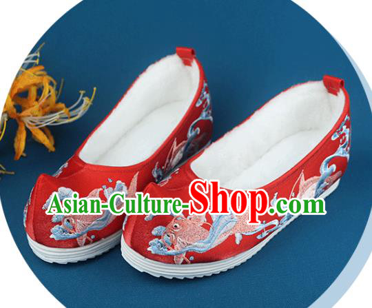 China Wedding Embroidered Red Cloth Shoes Handmade Traditional Shoes National Winter Shoes China Wedding Embroidered Red Cloth Shoes Handmade Traditional Shoes National Winter Shoes