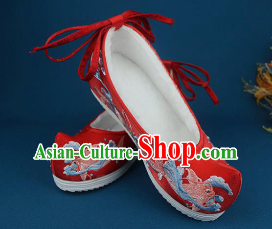 China Wedding Embroidered Red Cloth Shoes Handmade Traditional Shoes National Winter Shoes China Wedding Embroidered Red Cloth Shoes Handmade Traditional Shoes National Winter Shoes