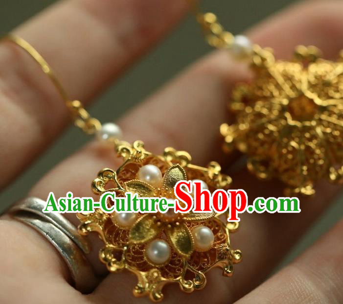 Chinese Ancient Empress Golden Flower Ear Jewelry Traditional Ming Dynasty Pearls Earrings Accessories Chinese Ancient Empress Golden Flower Ear Jewelry Traditional Ming Dynasty Pearls Earrings Accessories