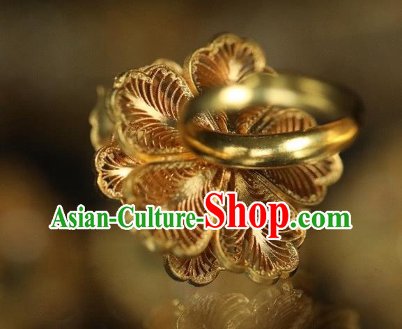 China National Golden Butterfly Ring Jewelry Traditional Handmade Qing Dynasty Pearls Circlet Accessories China National Golden Butterfly Ring Jewelry Traditional Handmade Qing Dynasty Pearls Circlet Accessories
