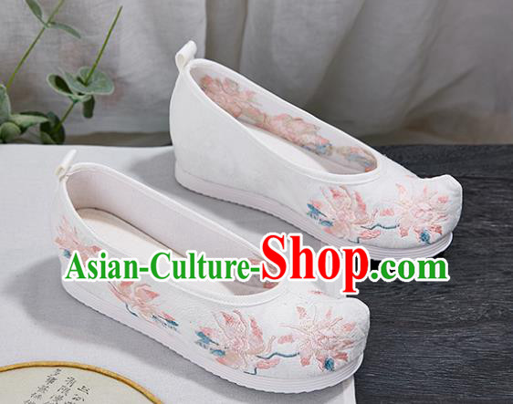 China National White Cloth Shoes Handmade Hanfu Shoes Traditional Shoes Embroidered Shoes China National White Cloth Shoes Handmade Hanfu Shoes Traditional Shoes Embroidered Shoes