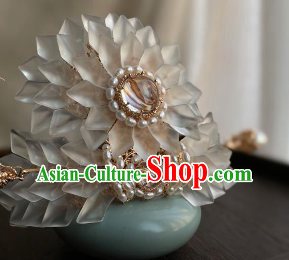 Chinese Handmade Pearls Hair Crown Traditional Hanfu Hair Accessories Ancient Princess Hair Comb Chinese Handmade Pearls Hair Crown Traditional Hanfu Hair Accessories Ancient Princess Hair Comb