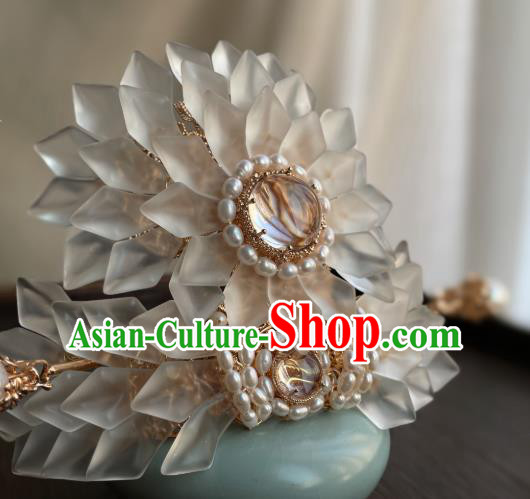 Chinese Handmade Pearls Hair Crown Traditional Hanfu Hair Accessories Ancient Princess Hair Comb Chinese Handmade Pearls Hair Crown Traditional Hanfu Hair Accessories Ancient Princess Hair Comb