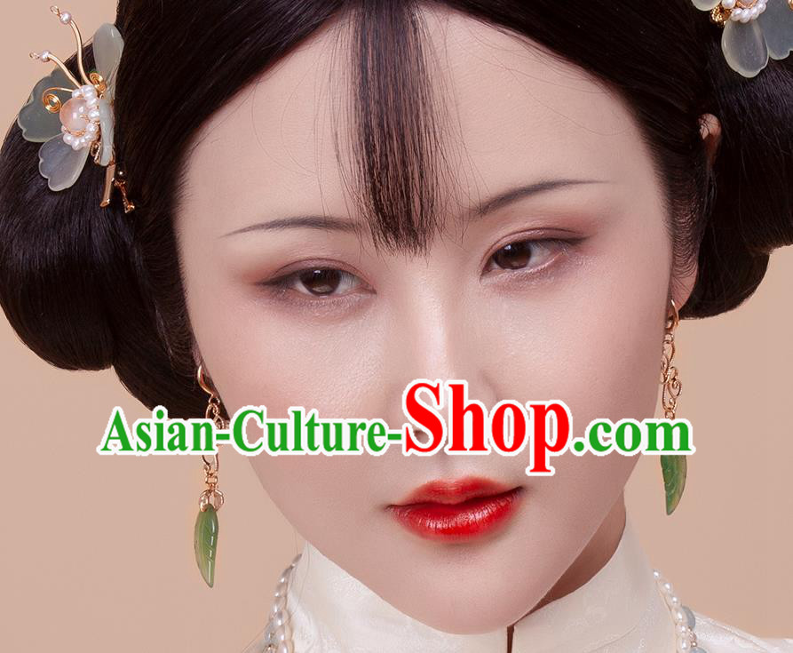 China Traditional Ming Dynasty Earrings Ancient Princess Jade Leaf Ear Jewelry China Traditional Ming Dynasty Earrings Ancient Princess Jade Leaf Ear Jewelry