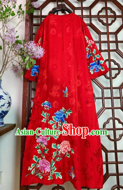 Chinese National Red Silk Qipao Dress Traditional Embroidered Peony Long Cheongsam Clothing Chinese National Red Silk Qipao Dress Traditional Embroidered Peony Long Cheongsam Clothing