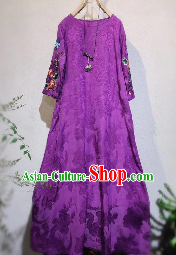 China Traditional Purple Silk Dust Coat Tang Suit Outer Garment Clothing National Embroidered Coat China Traditional Purple Silk Dust Coat Tang Suit Outer Garment Clothing National Embroidered Coat