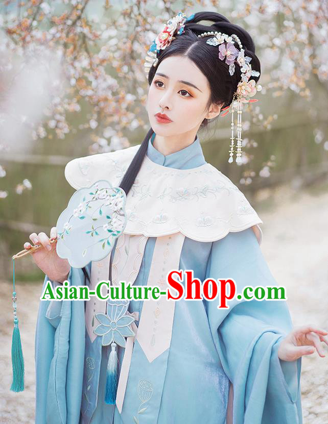 China Ancient Ming Dynasty Court Beauty Hanfu Dress Clothing Complete Set China Ancient Ming Dynasty Court Beauty Hanfu Dress Clothing Complete Set