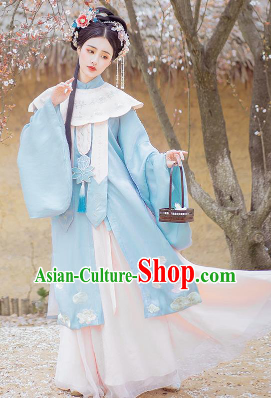China Ancient Ming Dynasty Court Beauty Hanfu Dress Clothing Complete Set China Ancient Ming Dynasty Court Beauty Hanfu Dress Clothing Complete Set