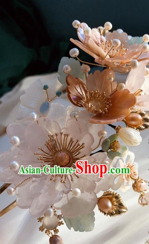 Chinese Handmade Shell Peony Hair Stick Traditional Ming Dynasty Princess Pearls Hairpin Chinese Handmade Shell Peony Hair Stick Traditional Ming Dynasty Princess Pearls Hairpin