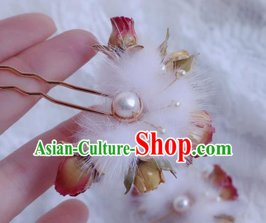 Chinese Handmade Flowers Hairpin Traditional Ming Dynasty Princess Fur Hair Stick Chinese Handmade Flowers Hairpin Traditional Ming Dynasty Princess Fur Hair Stick