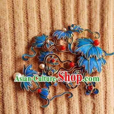 China Handmade Brooch Jewelry Traditional Qing Dynasty Grape Leaf Breastpin Accessories