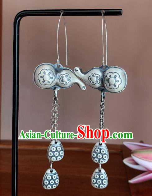 China Traditional Cheongsam Ear Accessories National Silver Carving Gourd Earrings China Traditional Cheongsam Ear Accessories National Silver Carving Gourd Earrings