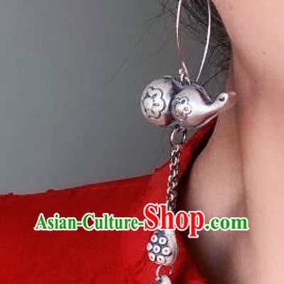 China Traditional Cheongsam Ear Accessories National Silver Carving Gourd Earrings