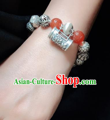 Handmade Chinese Agate Carving Wristlet Accessories Ethnic Bangle National Silver Lock Bracelet Handmade Chinese Agate Carving Wristlet Accessories Ethnic Bangle National Silver Lock Bracelet