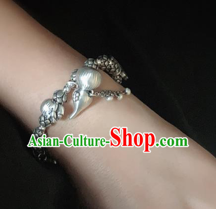Handmade Chinese Ethnic Bangle National Wedding Bracelet Silver Gourd Wristlet Accessories Handmade Chinese Ethnic Bangle National Wedding Bracelet Silver Gourd Wristlet Accessories