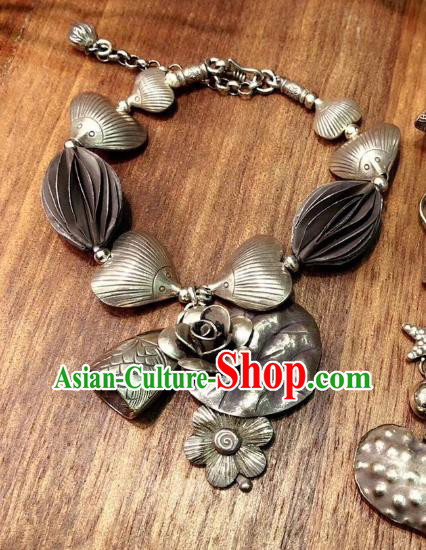 Handmade Chinese Ethnic Carving Fish Bangle National Silver Bracelet Wristlet Accessories Handmade Chinese Ethnic Carving Fish Bangle National Silver Bracelet Wristlet Accessories