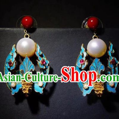 Chinese Ancient Qing Dynasty Filigree Bat Ear Accessories Traditional Culture Jewelry Pearl Earrings