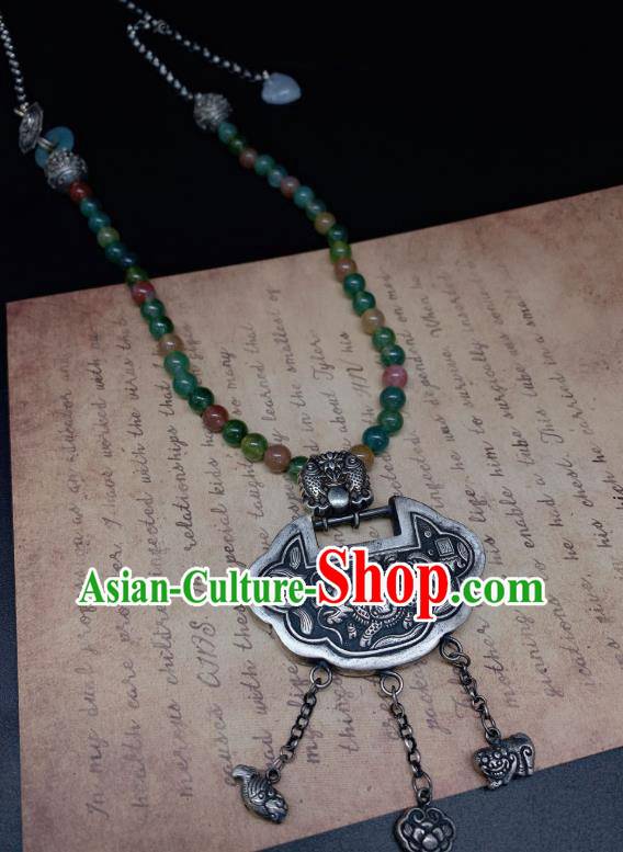 Handmade Chinese Jadeite Beads Necklace Accessories National Silver Lock Tassel Necklet Pendant Handmade Chinese Jadeite Beads Necklace Accessories National Silver Lock Tassel Necklet Pendant