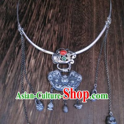 Handmade Chinese Wedding Agate Necklace Accessories National Silver Carving Necklet Pendant