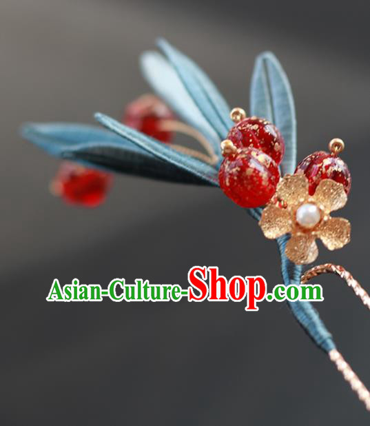 China Traditional Song Dynasty Young Lady Hairpin Classical Red Berry Hair Stick China Traditional Song Dynasty Young Lady Hairpin Classical Red Berry Hair Stick