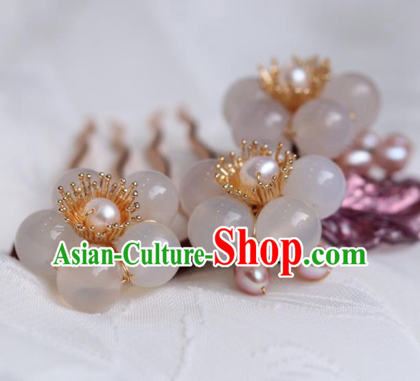 China Classical Hanfu Pearls Hairpin Traditional Ming Dynasty Princess Plum Hair Comb China Classical Hanfu Pearls Hairpin Traditional Ming Dynasty Princess Plum Hair Comb