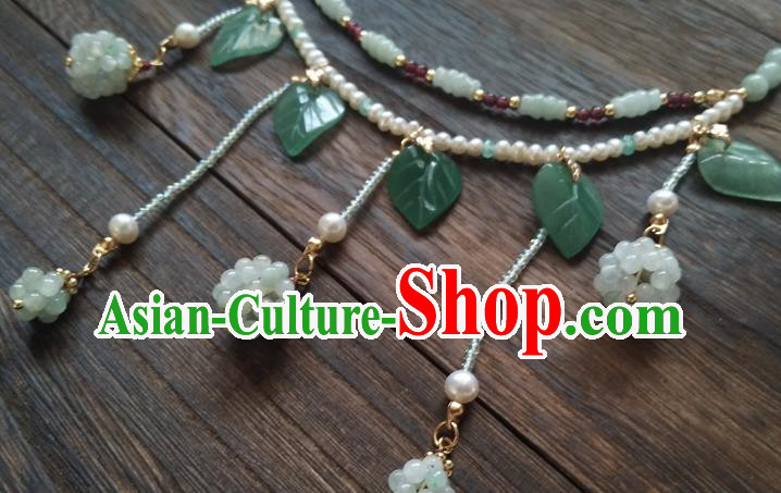 Chinese Classical Hanfu Pearls Necklace Traditional Ming Dynasty Princess Green Beads Tassel Necklet Chinese Classical Hanfu Pearls Necklace Traditional Ming Dynasty Princess Green Beads Tassel Necklet