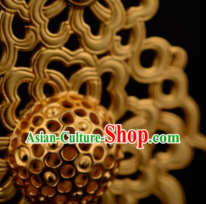 Chinese Traditional Song Dynasty Golden Earrings Ancient Queen Ear Accessories Chinese Traditional Song Dynasty Golden Earrings Ancient Queen Ear Accessories