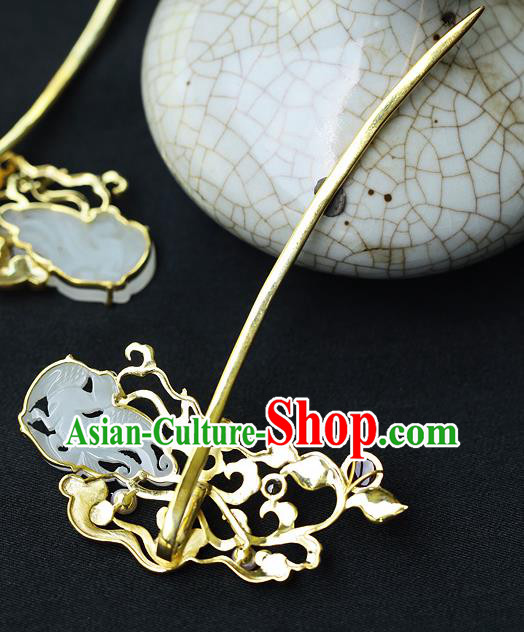 China Ancient Empress Jade Hair Jewelry Traditional Ming Dynasty Queen Golden Hairpin