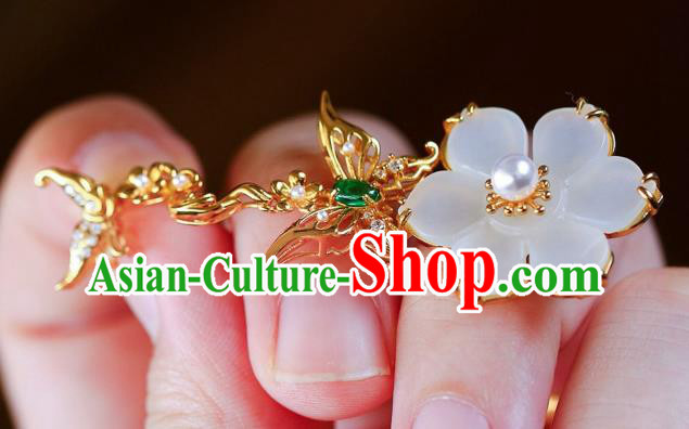 Chinese Handmade Jade Flower Ear Accessories Traditional Golden Butterfly Earrings Chinese Handmade Jade Flower Ear Accessories Traditional Golden Butterfly Earrings