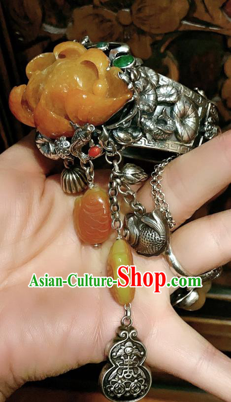 Chinese National Jade Carving Lotus Bracelet Jewelry Traditional Handmade Accessories Silver Bangle Chinese National Jade Carving Lotus Bracelet Jewelry Traditional Handmade Accessories Silver Bangle