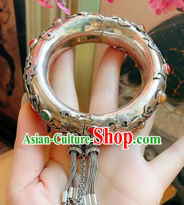Top Chinese National Silver Bracelet Jewelry Traditional Handmade Accessories Gems Bangle Top Chinese National Silver Bracelet Jewelry Traditional Handmade Accessories Gems Bangle