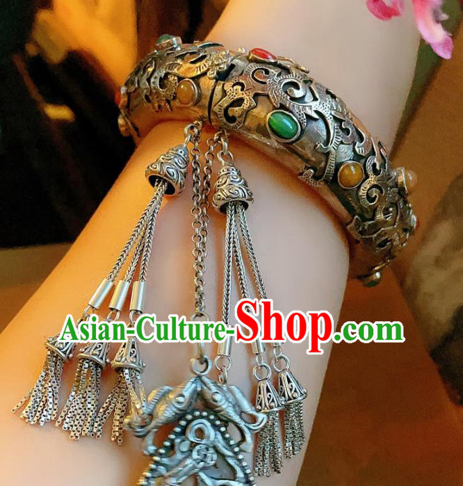 Top Chinese National Silver Bracelet Jewelry Traditional Handmade Accessories Gems Bangle Top Chinese National Silver Bracelet Jewelry Traditional Handmade Accessories Gems Bangle
