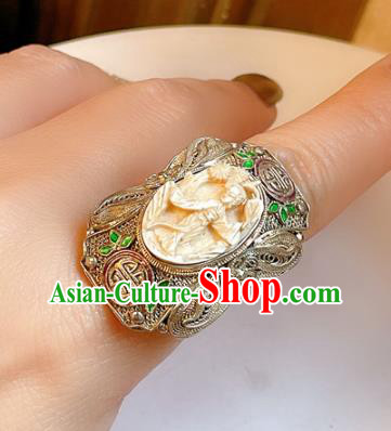 Top Chinese National Carving Beauty Ring Jewelry Traditional Handmade Accessories Silver Circlet Top Chinese National Carving Beauty Ring Jewelry Traditional Handmade Accessories Silver Circlet