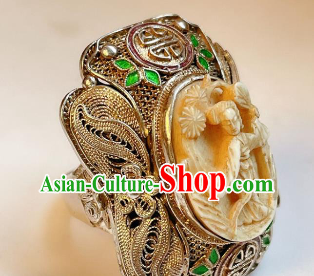 Top Chinese National Carving Beauty Ring Jewelry Traditional Handmade Accessories Silver Circlet Top Chinese National Carving Beauty Ring Jewelry Traditional Handmade Accessories Silver Circlet