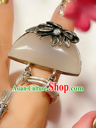 Top Chinese National Silver Lotus Ring Jewelry Traditional Handmade Accessories Hetian Jade Circlet Top Chinese National Silver Lotus Ring Jewelry Traditional Handmade Accessories Hetian Jade Circlet