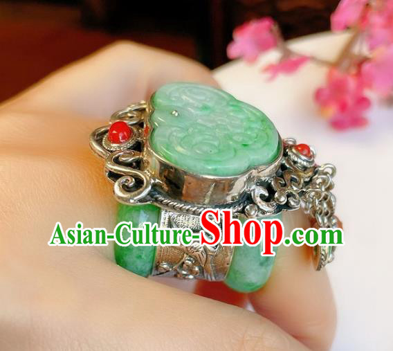 Top Chinese National Silver Tassel Ring Jewelry Traditional Handmade Accessories Jade Circlet Top Chinese National Silver Tassel Ring Jewelry Traditional Handmade Accessories Jade Circlet