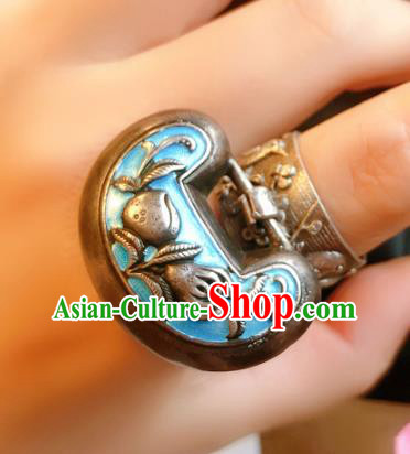 Chinese National Carving Bat Blueing Ring Jewelry Traditional Handmade Accessories Silver Lock Circlet Chinese National Carving Bat Blueing Ring Jewelry Traditional Handmade Accessories Silver Lock Circlet