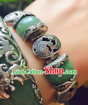 China Traditional Aventurine Bracelet Accessories Handmade National Silver Carving Bangle China Traditional Aventurine Bracelet Accessories Handmade National Silver Carving Bangle
