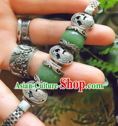 China Traditional Aventurine Bracelet Accessories Handmade National Silver Carving Bangle China Traditional Aventurine Bracelet Accessories Handmade National Silver Carving Bangle