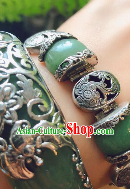 China Traditional Aventurine Bracelet Accessories Handmade National Silver Carving Bangle China Traditional Aventurine Bracelet Accessories Handmade National Silver Carving Bangle