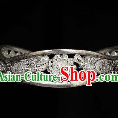Handmade Chinese Cheongsam Silver Bangle Accessories Traditional Bracelet Jewelry