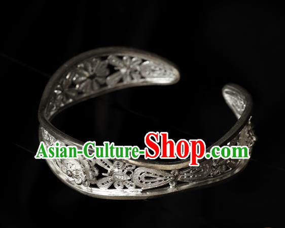 Handmade Chinese Cheongsam Silver Bangle Accessories Traditional Bracelet Jewelry Handmade Chinese Cheongsam Silver Bangle Accessories Traditional Bracelet Jewelry