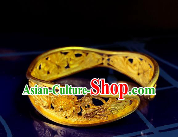 Handmade Chinese Silver Bracelet Accessories Traditional Wedding Golden Bangle Jewelry Handmade Chinese Silver Bracelet Accessories Traditional Wedding Golden Bangle Jewelry